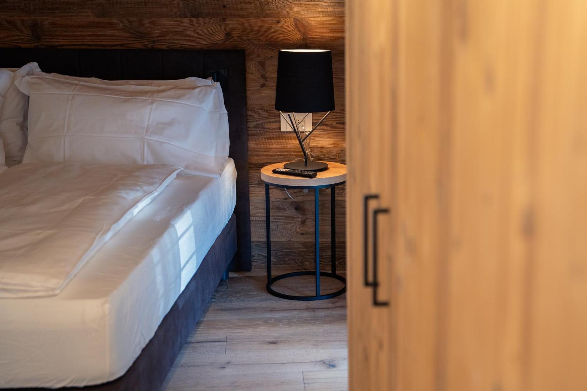 Vivi Suites & Spa - Boutique Guest House Molveno Esterno foto