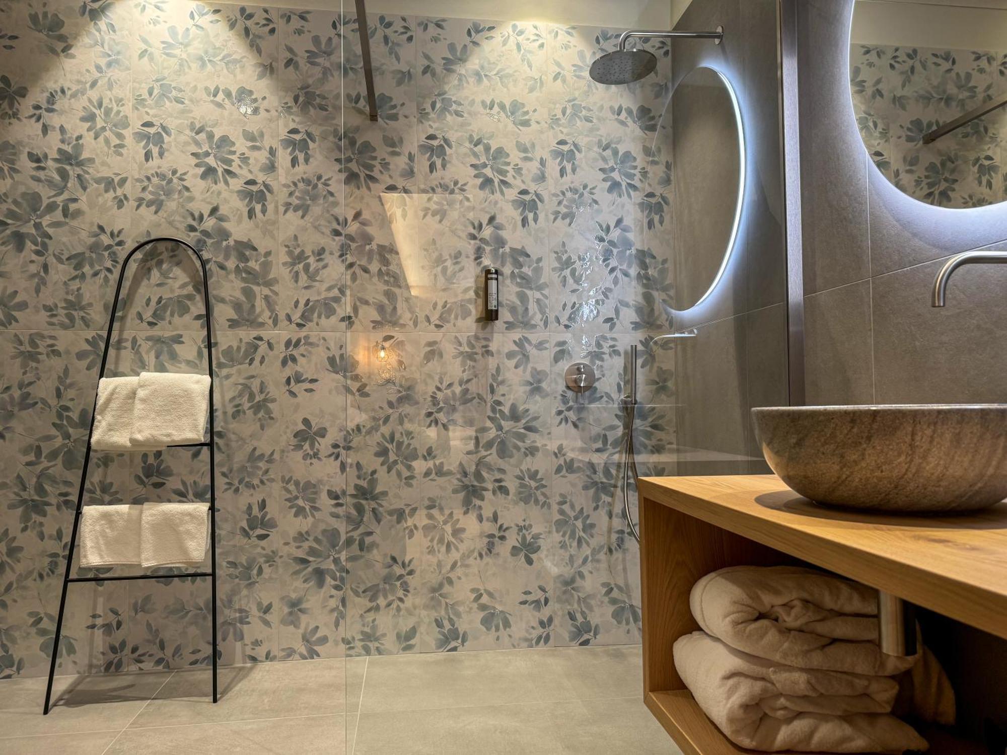 Vivi Suites & Spa - Boutique Guest House Molveno Esterno foto
