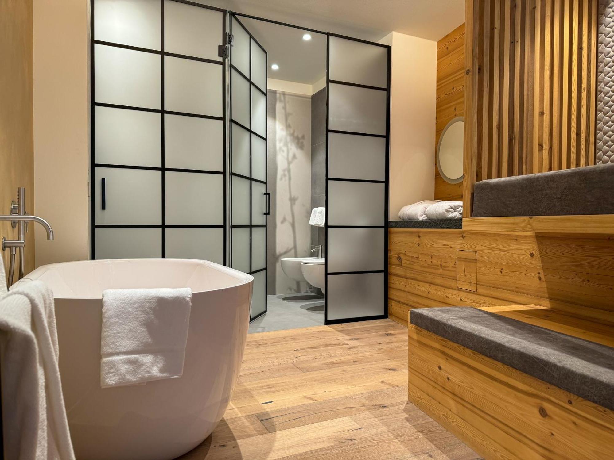 Vivi Suites & Spa - Boutique Guest House Molveno Esterno foto